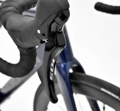 Dolan Tuono Carbon Disc Road Bike - Shimano-12s-105 R7120 -Dolan Bikes Shop Tuono 105 R7120 Build 5